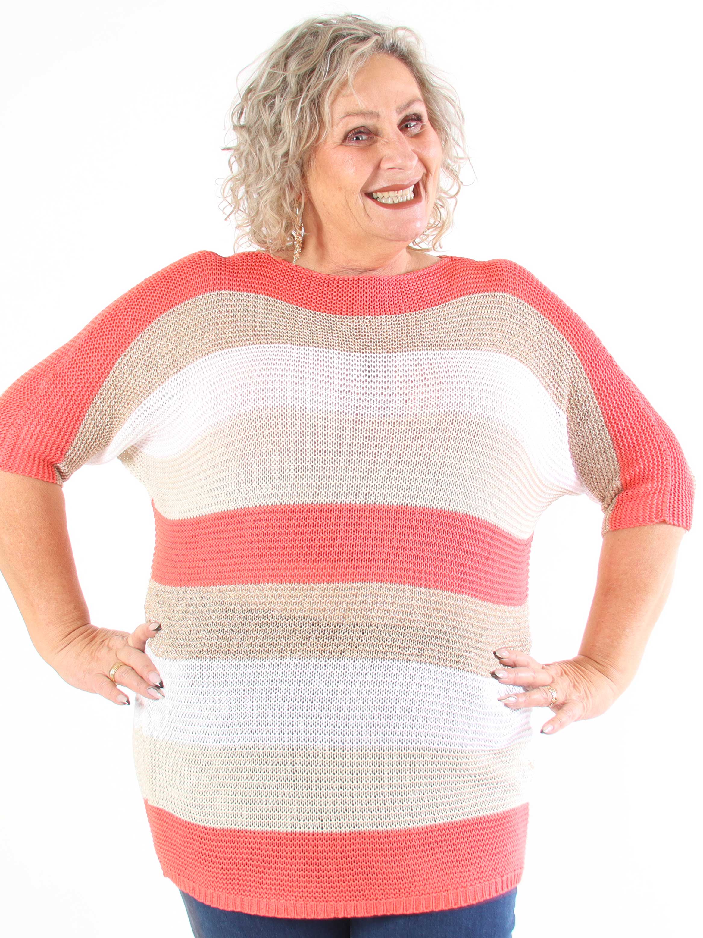 Nina Long - Randig stickad klänning i plus size med glittertrådar